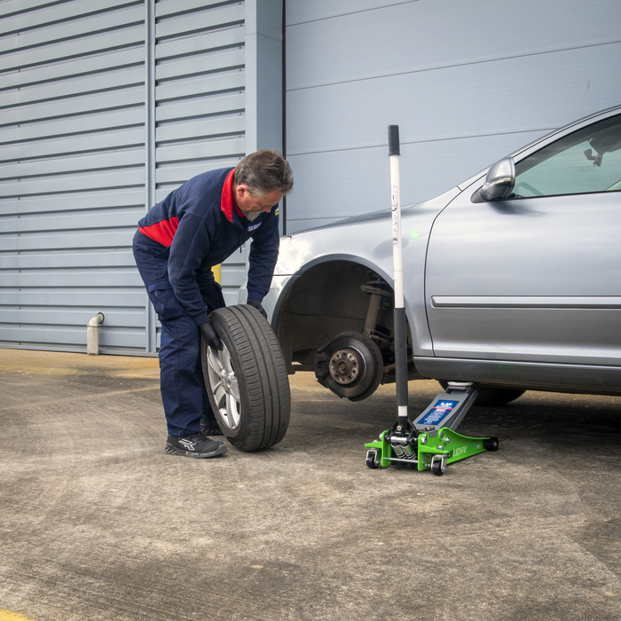 Trolley Jack & Cordless Impact Wrench Combo - Green | 2001LEHVCOMBO
