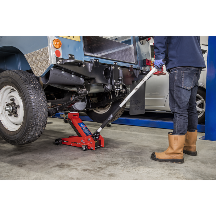 Trolley Jack 3 Tonne & Axle Stands (Pair) 3 Tonne per Stand Combo | 3000CXDCOMBO1