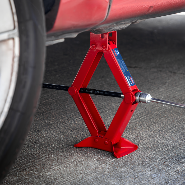 Heavy-Duty Scissor Jack 1.5 Tonne | 58M
