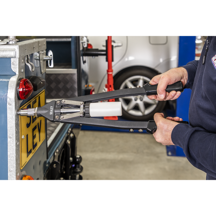 Heavy-Duty Long-Arm Riveter with Collection Bowl | AK3981