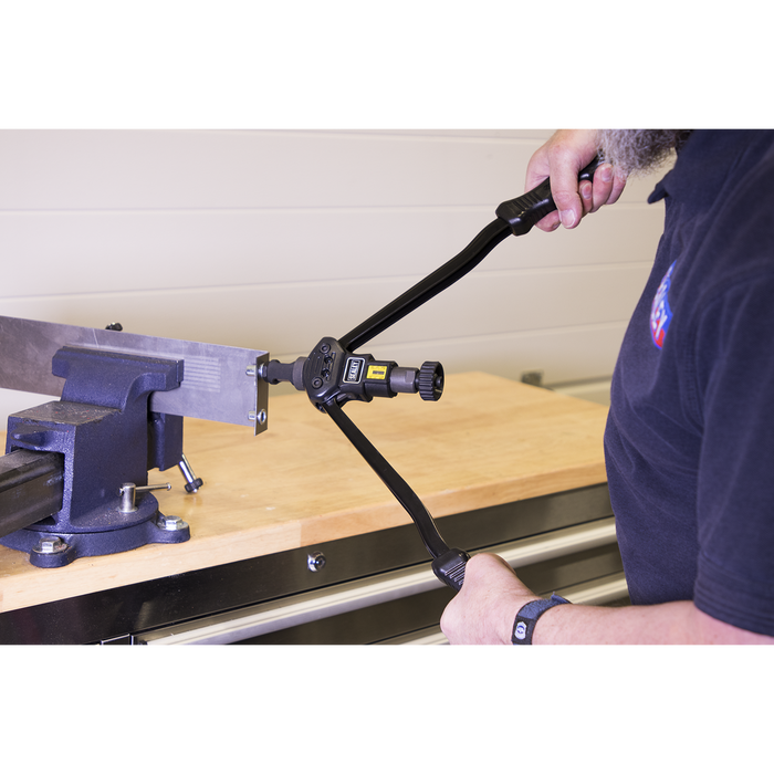 Long-Arm Threaded Nut Riveter | AK3985
