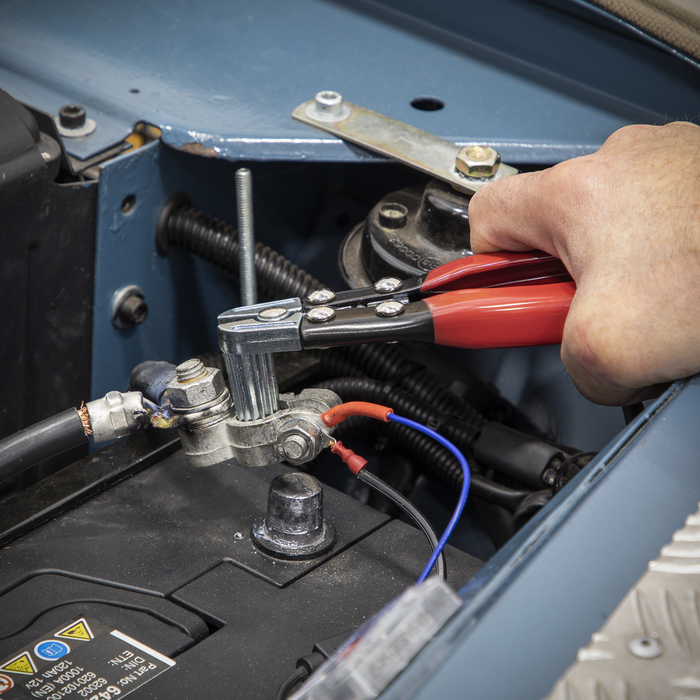 Battery Terminal Spreader & Cleaner Tool | AK423