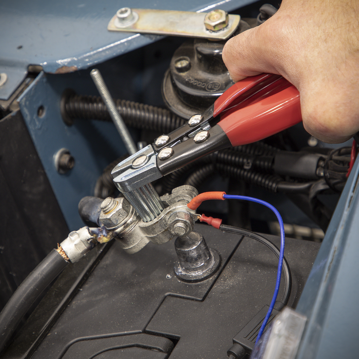 Battery Terminal Spreader & Cleaner Tool | AK423