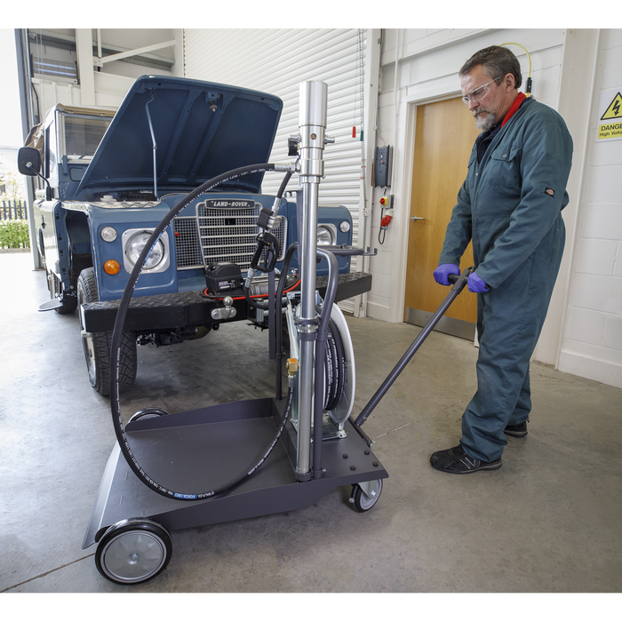 Air Operated Oil Dispensing System with 10m Retractable Hose Reel | AK4562D