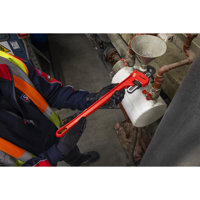 Premier Cast Steel Pipe Wrench European Pattern 610mm | AK5112