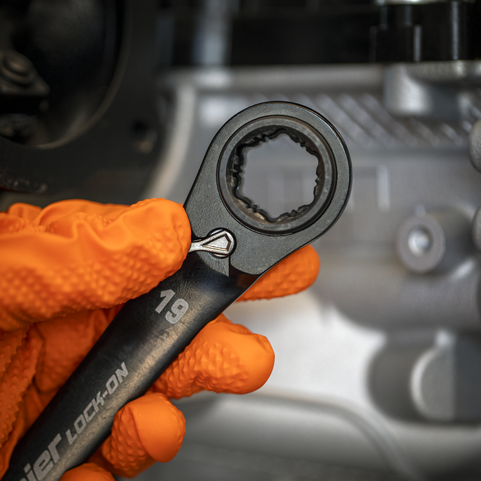 Premier Black 4-in-1 Reversible Lock-On™ Ratchet Ring Spanner | AK63923