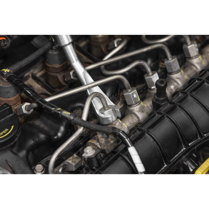 Multi-Point Fuel Pipe Socket 3/8"Sq Drive 17mm | AK6900