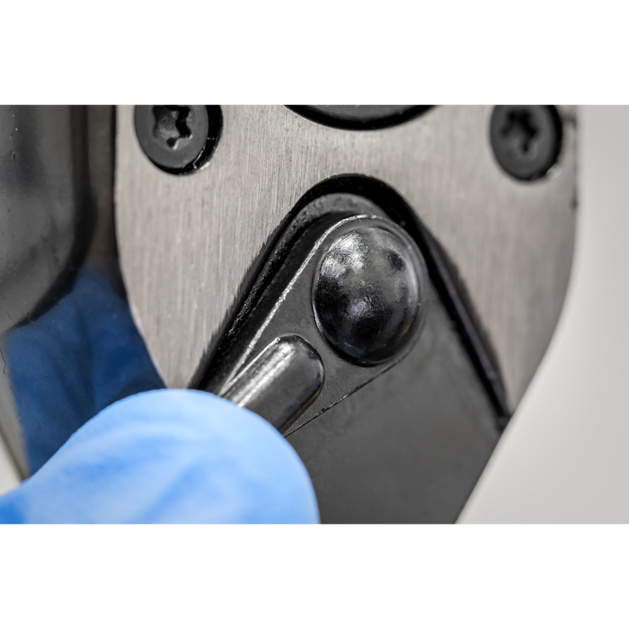 Premier Black Ratchet Wrench 1/2"Sq Drive | AK7999