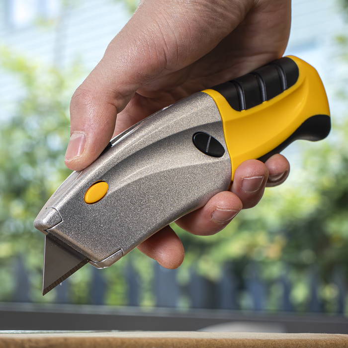 Premier Retractable Utility Knife | AK8603