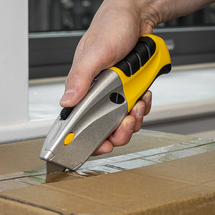 Premier Retractable Utility Knife | AK8603