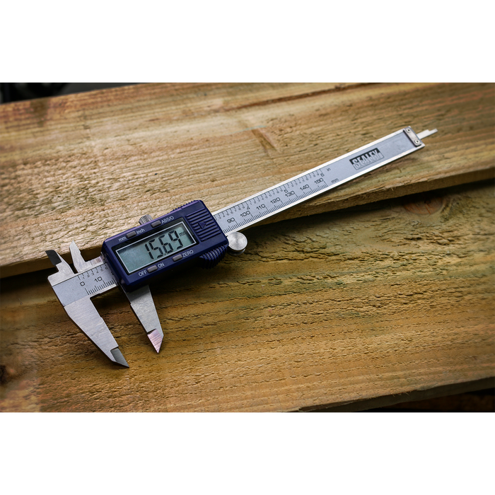 Digital Vernier Caliper 0-150mm(0-6") | AK962EV