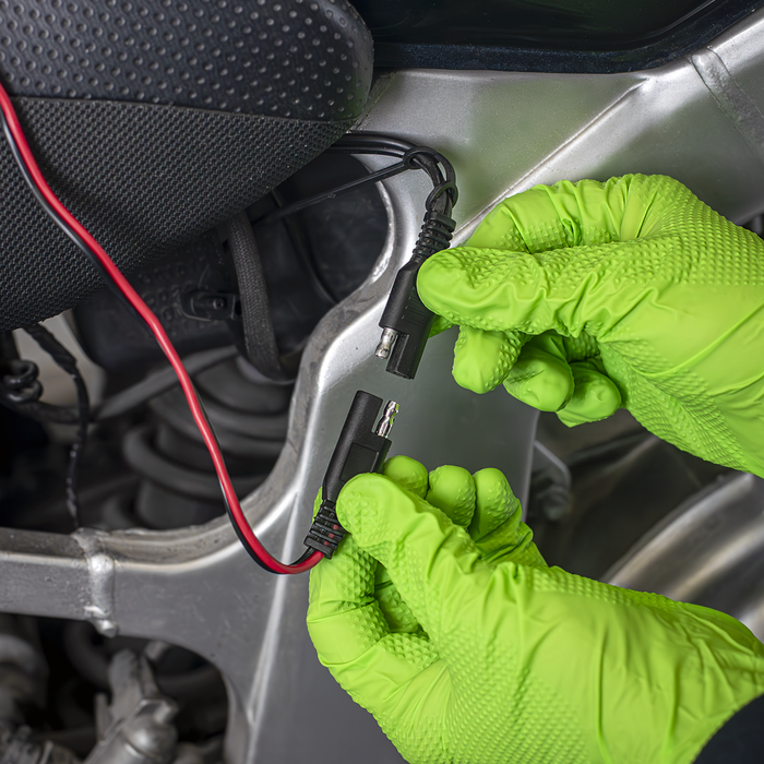 6/12V Compact Smart Trickle Charger & Maintainer 1A | AUTOCHARGE100HF