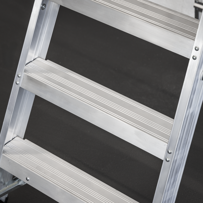 Industrial Step Ladder 8-Tread Aluminium - EN 131 | AXL8