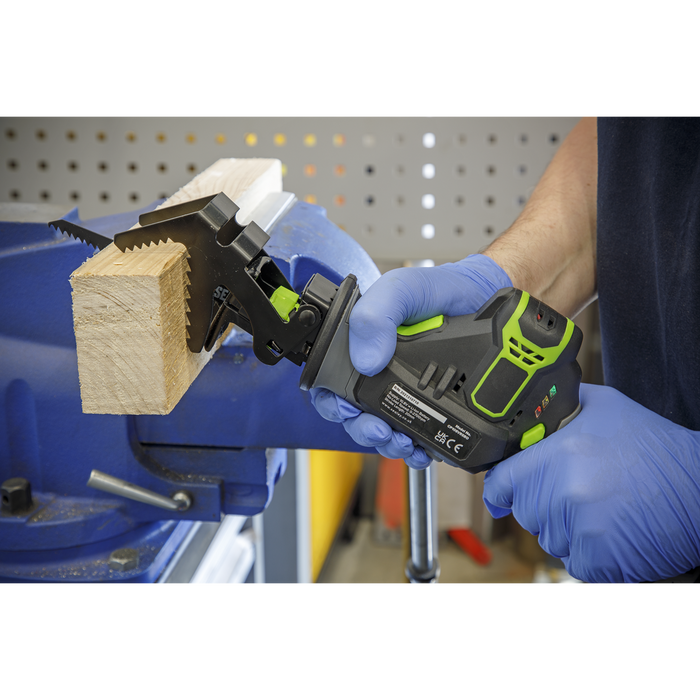 SV10.8 Series Cordless Reciprocating Saw Kit 10.8V 2Ah | CP108VRS