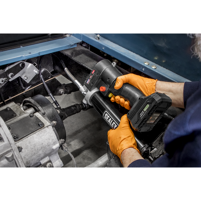 SV20 Series Cordless Grease Gun 20V - Body Only | CP20VGRG