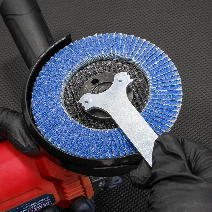 115mm Cordless Angle Grinder 18V 3Ah - Red | CP401LI