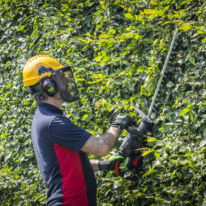 Hedge Trimmer Kit 40V 4Ah SV20 Series 52cm | CP40VHTKIT