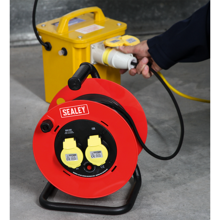 25m Heavy-Duty Cable Reel with Thermal Trip 2 x 110V | CR12515