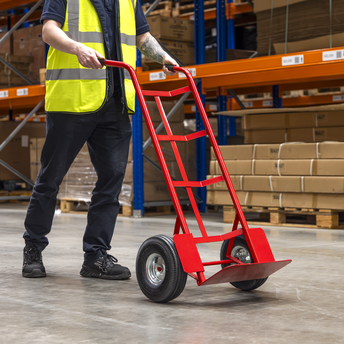 Sack Truck with Pneumatic Tyres 200kg Capacity | CST986