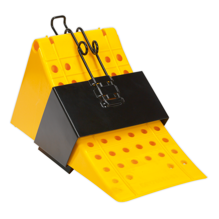 Commercial Wheel Chock with Bracket | CV127