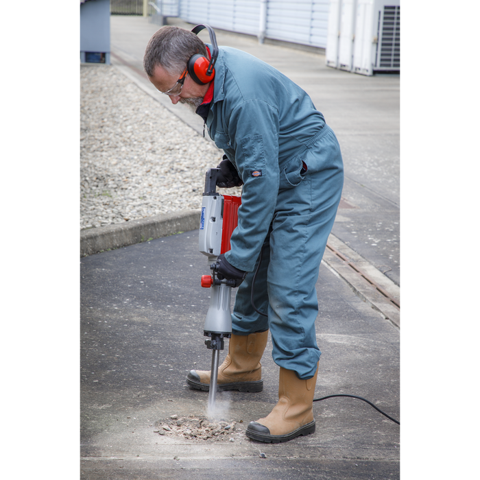 Demolition Breaker Hammer 1600W/230V | DHB1600