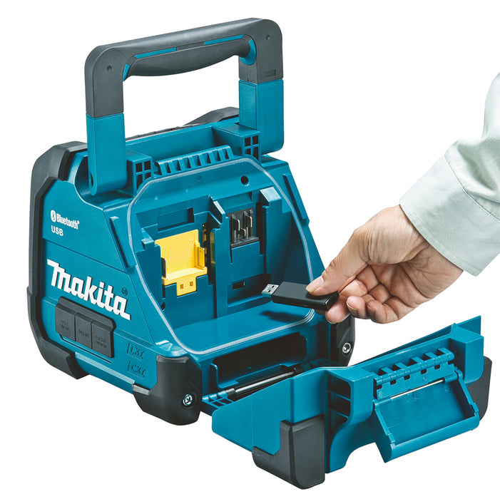 Makita Bluetooth Site Speaker CXT / LXT With LCD Panel | DMR202