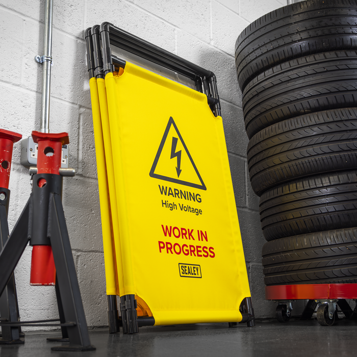 Folding Safety Barrier for Hybrid/Electric Vehicles | EV20