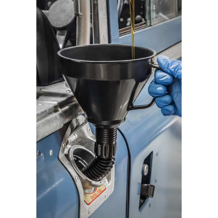 Flexible Spout Funnel with Filter 160mm | F6