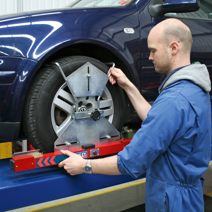 4-Wheel Laser Wheel Aligner | GA70