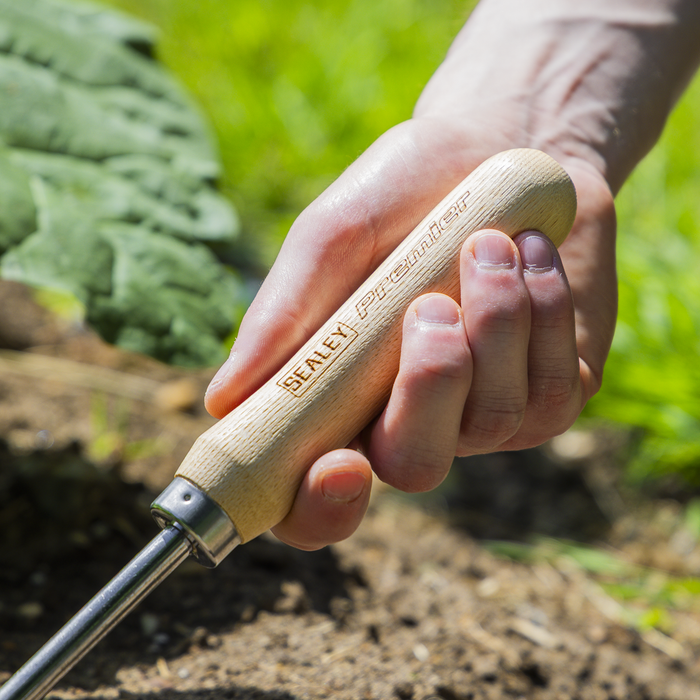 Premier Cultivator with Short Ash Handle & Stainless Steel Tines | GTWH005