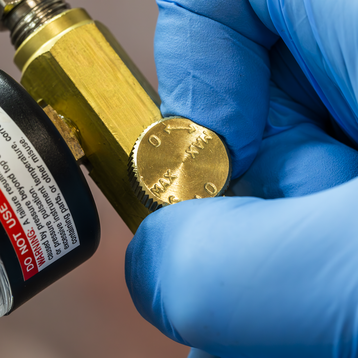 On-Gun Pressure Regulator/Gauge | ILF/RG