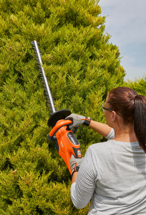 Flymo EasiCut 600XT Corded Hedgetrimmer | 970546401