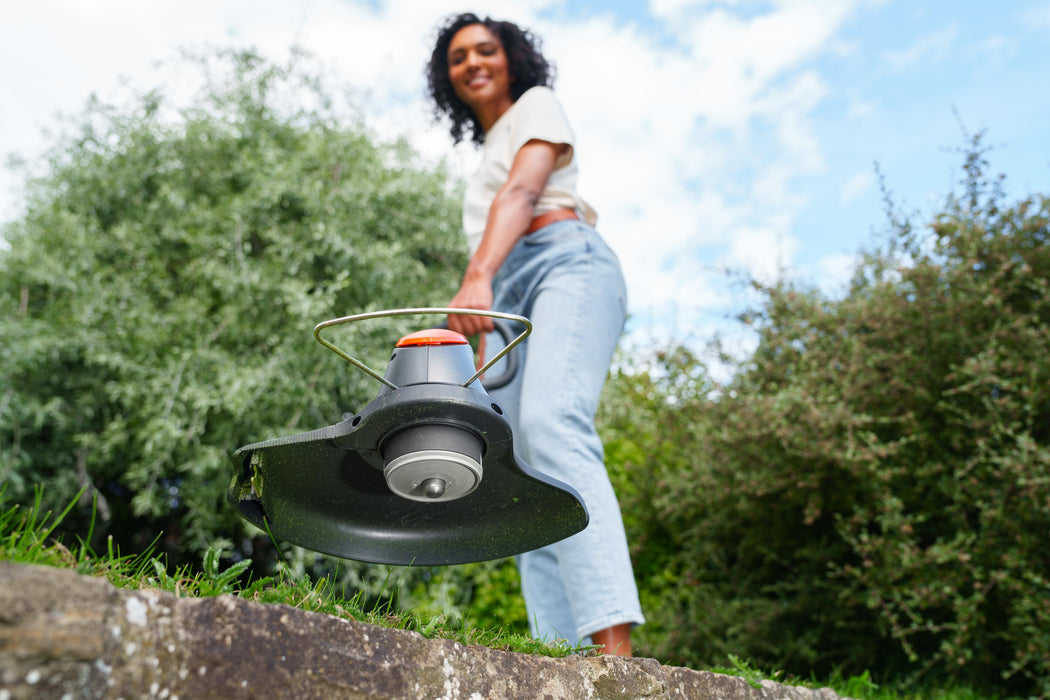 Flymo 18V UltraTrim 300 KIT 4.0 Battery Grass Trimmer | 970755501