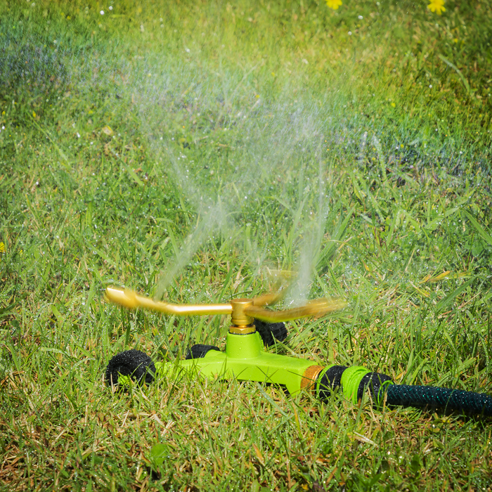3-Arm Brass Sprinkler with Metal Wheeled Base | JS2032