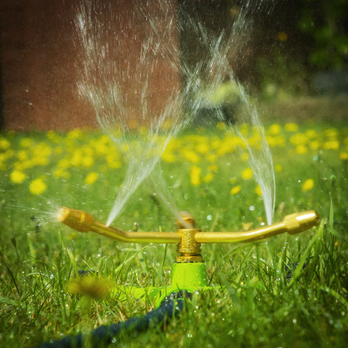 3-Arm Brass Sprinkler with Metal Wheeled Base | JS2032