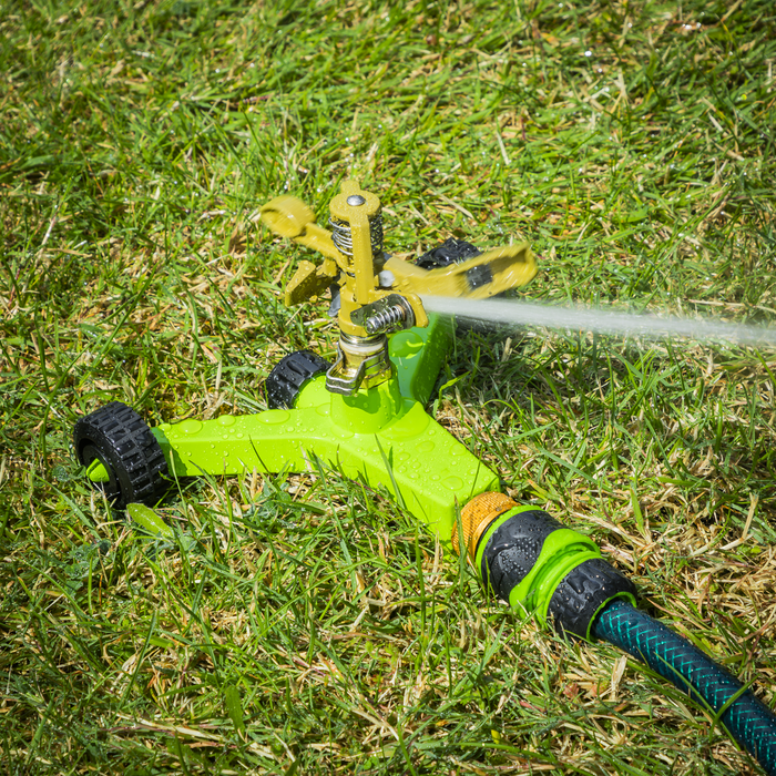 Pulsating Sprinkler with Metal Wheeled Base | JS2034