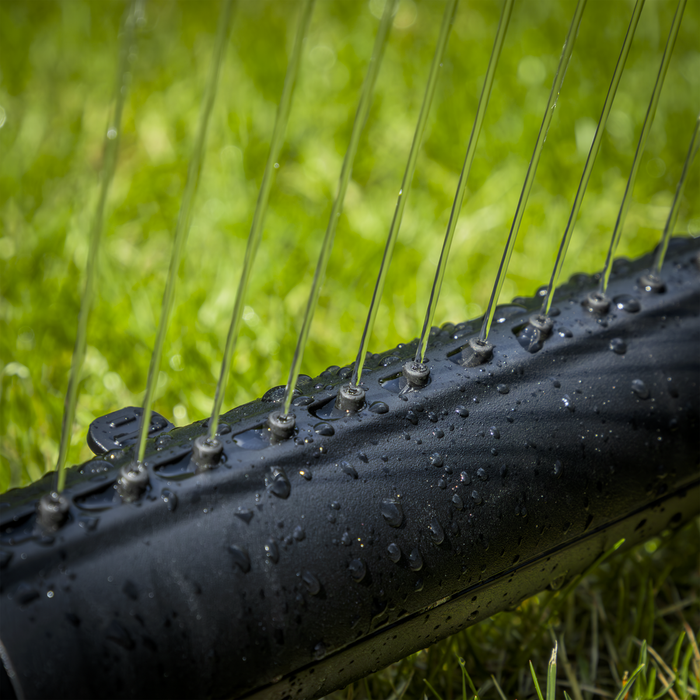 Oscillating Water Sprinkler with 18 Nozzles | JS2131