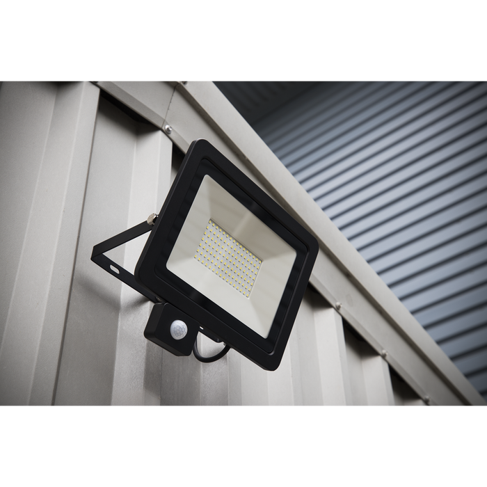 Extra-Slim Floodlight with PIR Sensor 50W SMD LED | LED113PIR