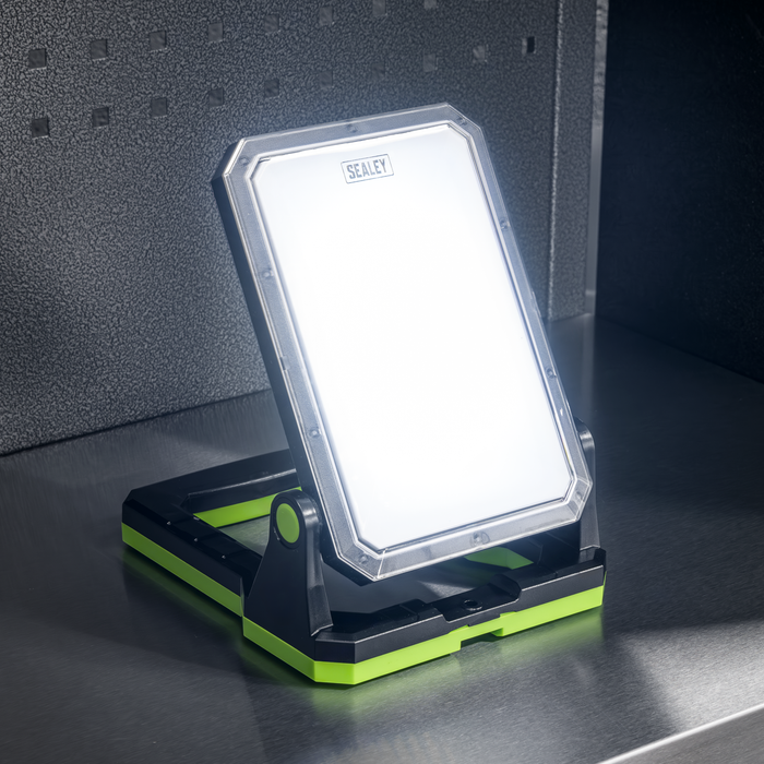 Rechargeable Portable Floodlight & Power Bank 20W SMD LED | LED1800PB