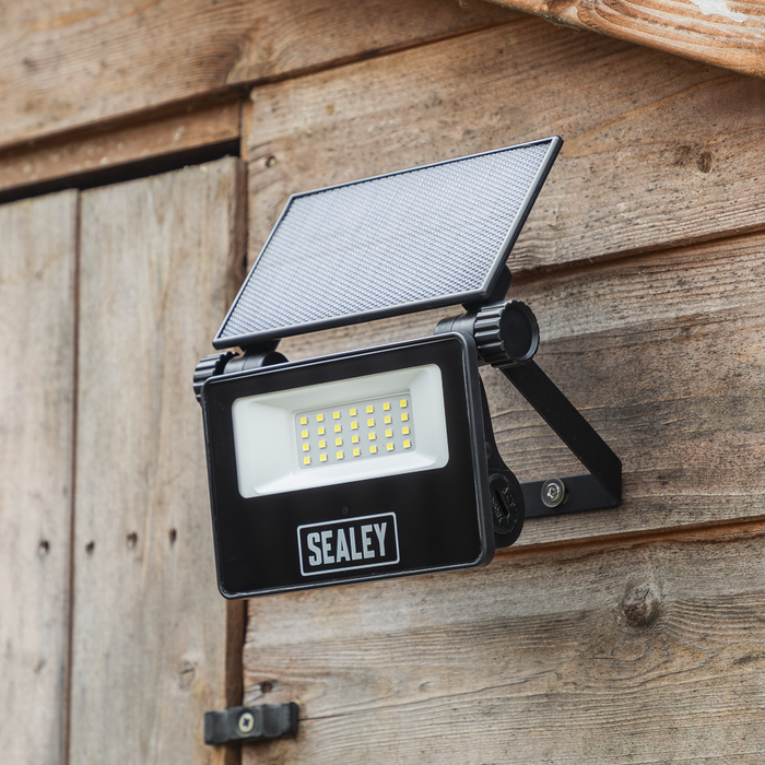 Extra-Slim Solar Floodlight with Wall Bracket 20W SMD LED | LED20S