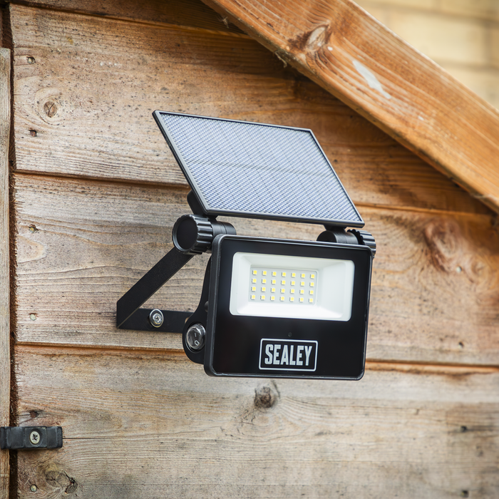 Extra-Slim Solar Floodlight with Wall Bracket 20W SMD LED | LED20S