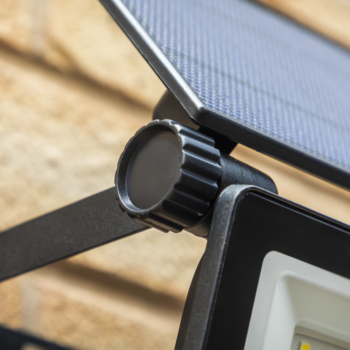 Extra-Slim Solar Floodlight with Wall Bracket 30W SMD LED | LED30S