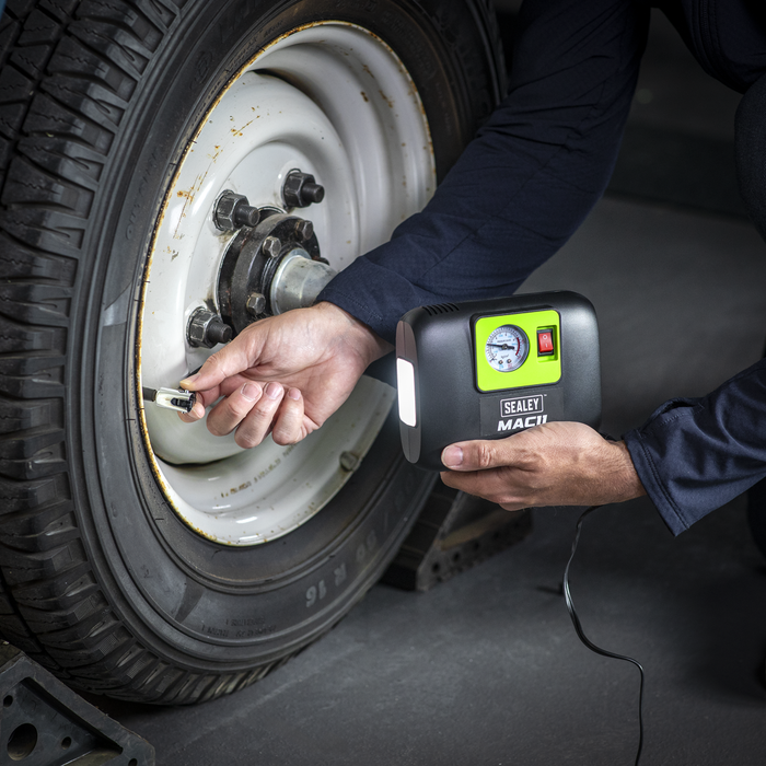 Tyre Inflator with Worklight 12V | MAC11