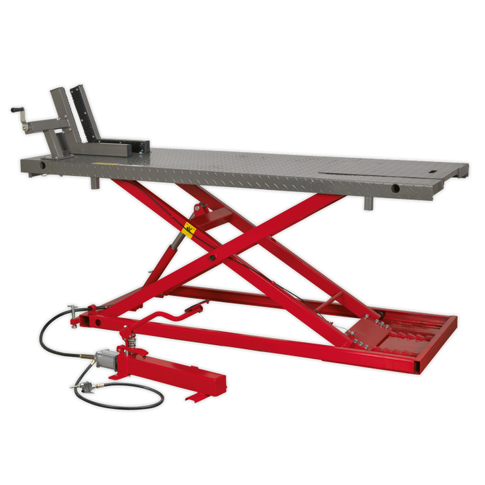Heavy-Duty Air/Hydraulic Motorcycle Lift 680kg Capacity | MC680A