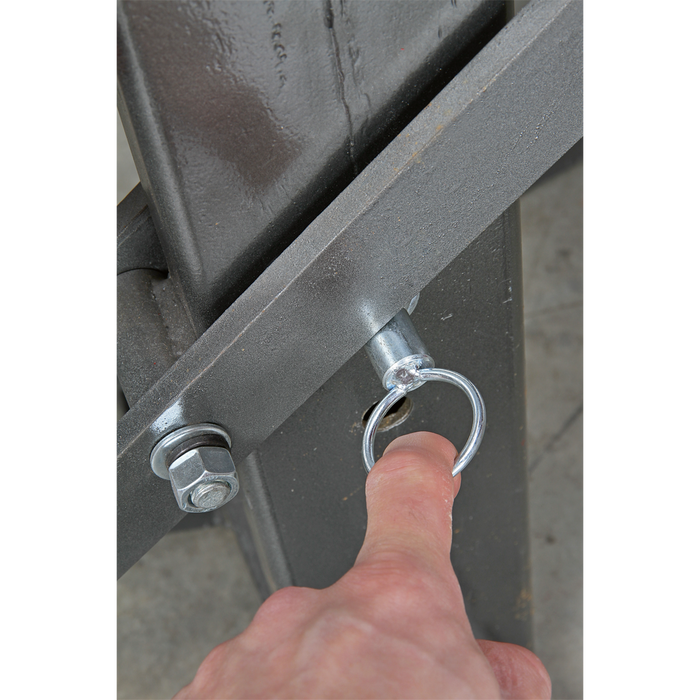 Single Post Hydraulic Portable Motorcycle Lift 450kg Capacity | MCL500