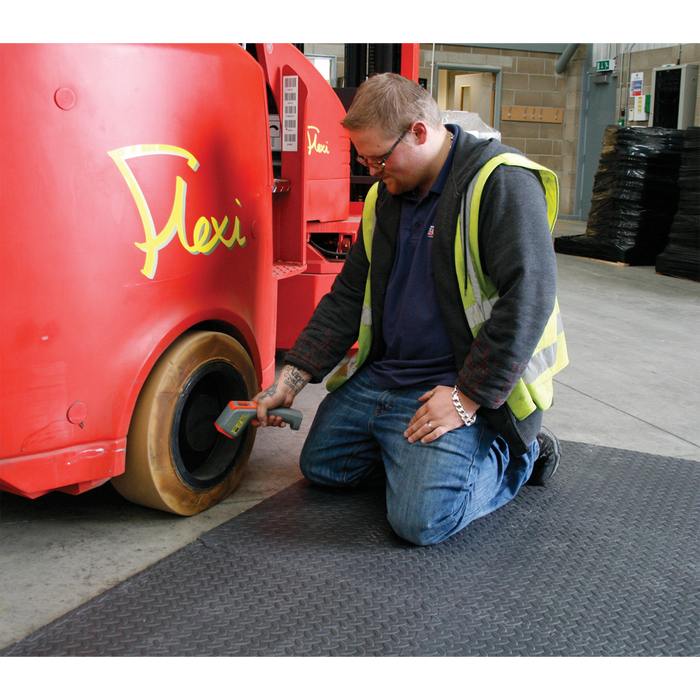 Interlocking EVA Foam Workshop Mat Set 1200 x 1800mm | MIC1218