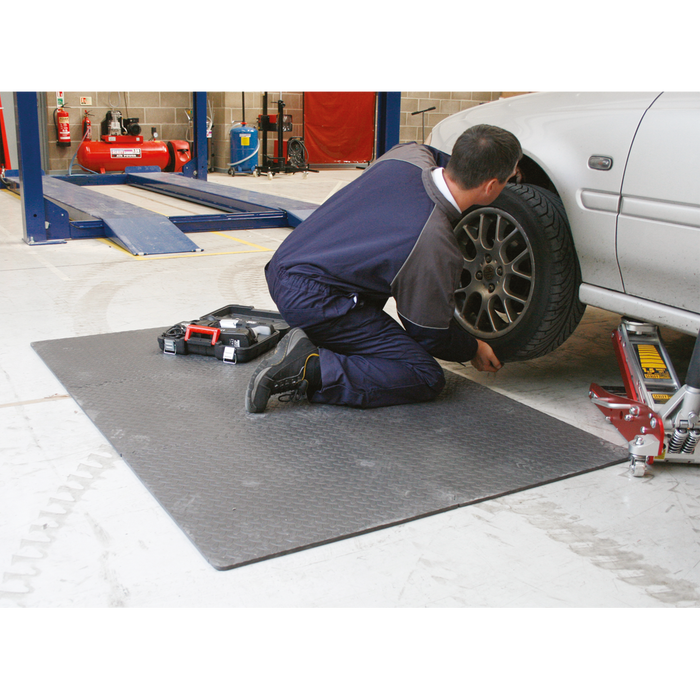 Interlocking EVA Foam Workshop Mat Set 1200 x 1800mm | MIC1218