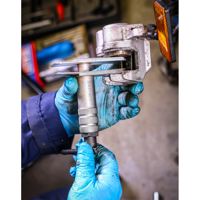 Motorcycle Disc Brake Piston Spreader Tool | MS711