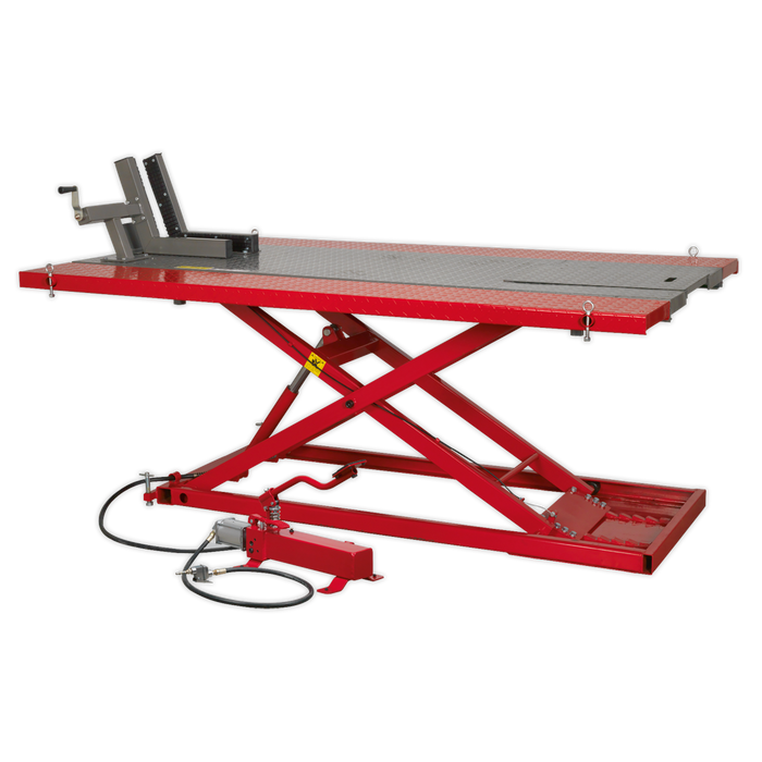 Air/Hydraulic Mini Tractor/Quad/Motorcycle Lift 680kg Capacity | MT680