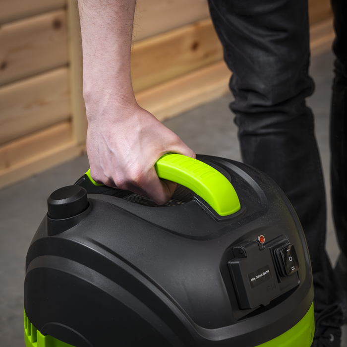BuilderVac® 15L M Class Vacuum Cleaner Wet & Dry with Stainless Steel Drum 1400W/230V | PC150BV